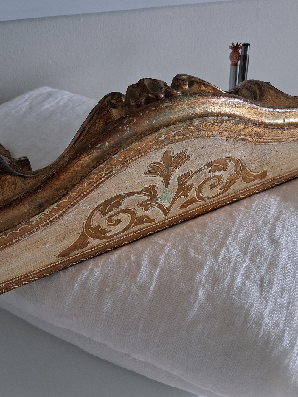 Gold Gilt Italian Florentine Carved Wood Shelf - Picture 3 of 12